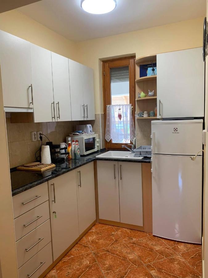 Bíbor Apartman Gyula Exteriér fotografie