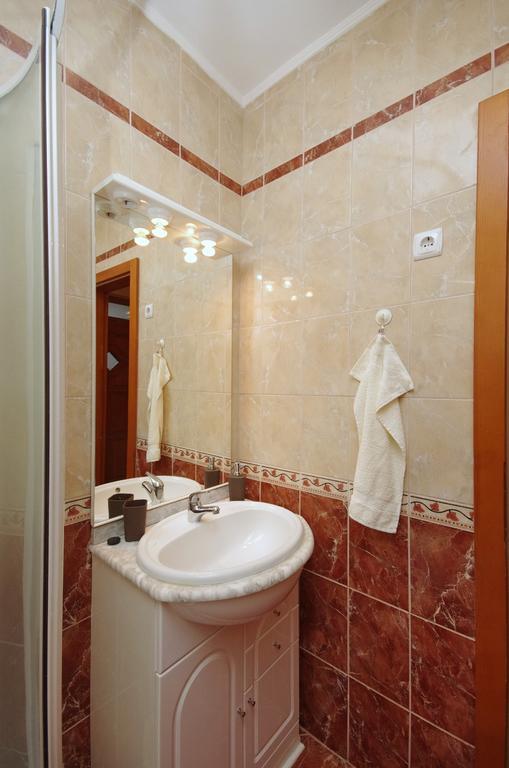 Bíbor Apartman Gyula Exteriér fotografie