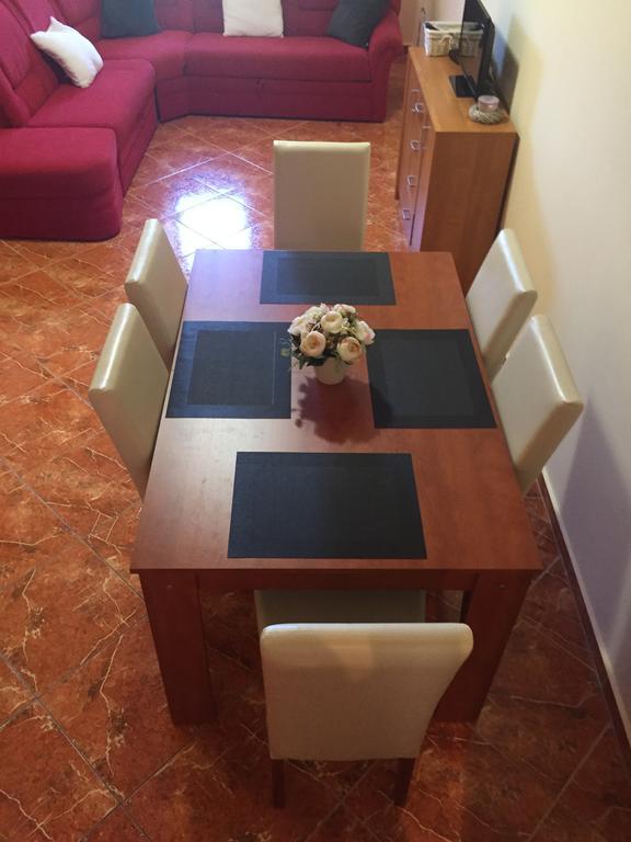 Bíbor Apartman Gyula Exteriér fotografie